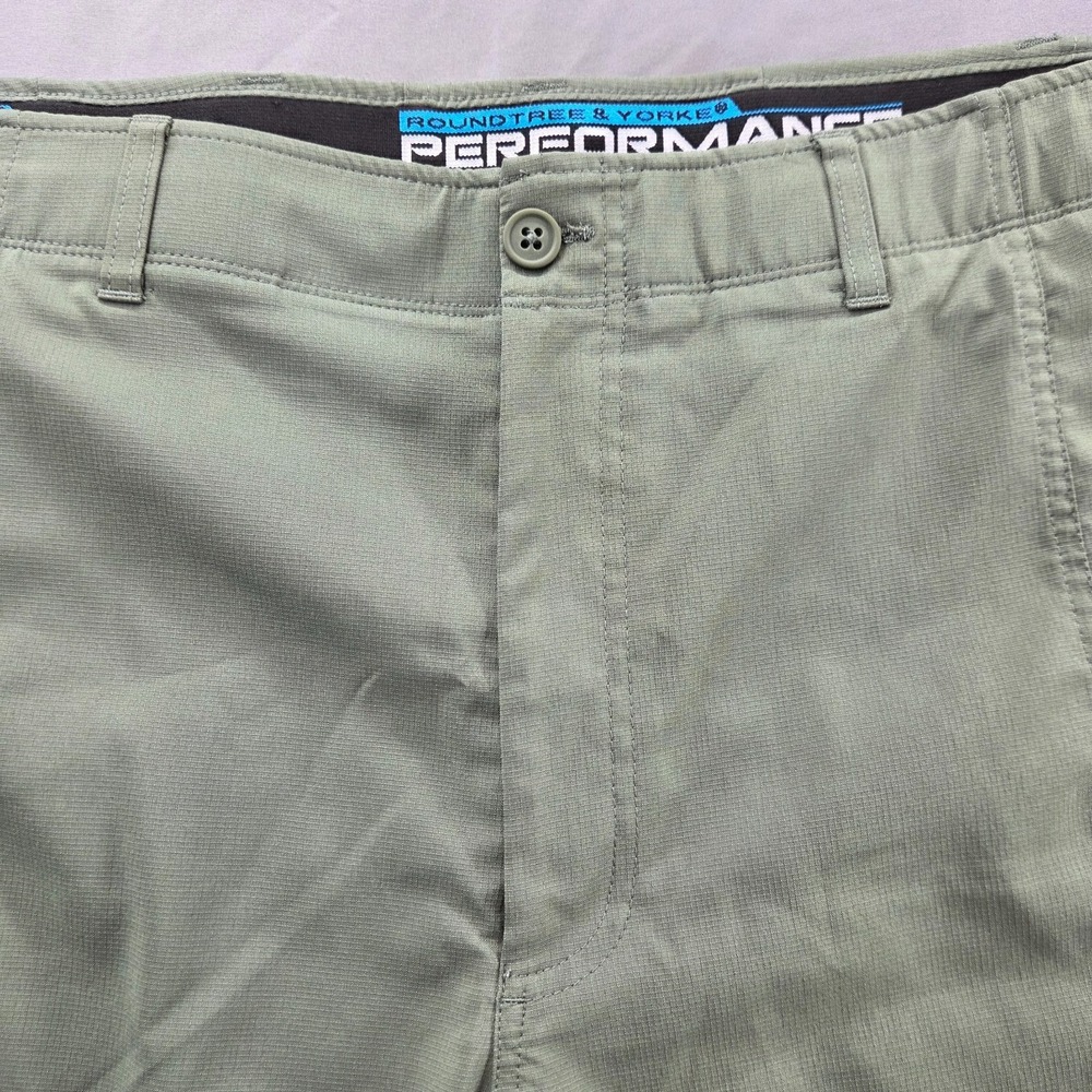 Roundtree & Yorke Mens 42 Green Performance Cargo Shorts 9 Inseam
